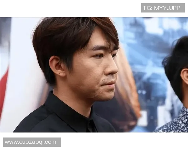 足球明星小姨的真实身份揭秘及其精彩生活照片分享